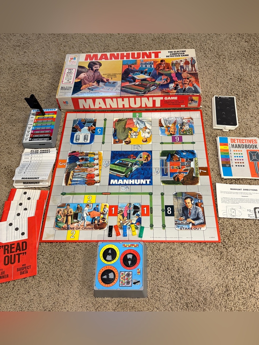 Vintage 1972 Milton Bradley Manhunt Detective Computer Board Game #4235 READ